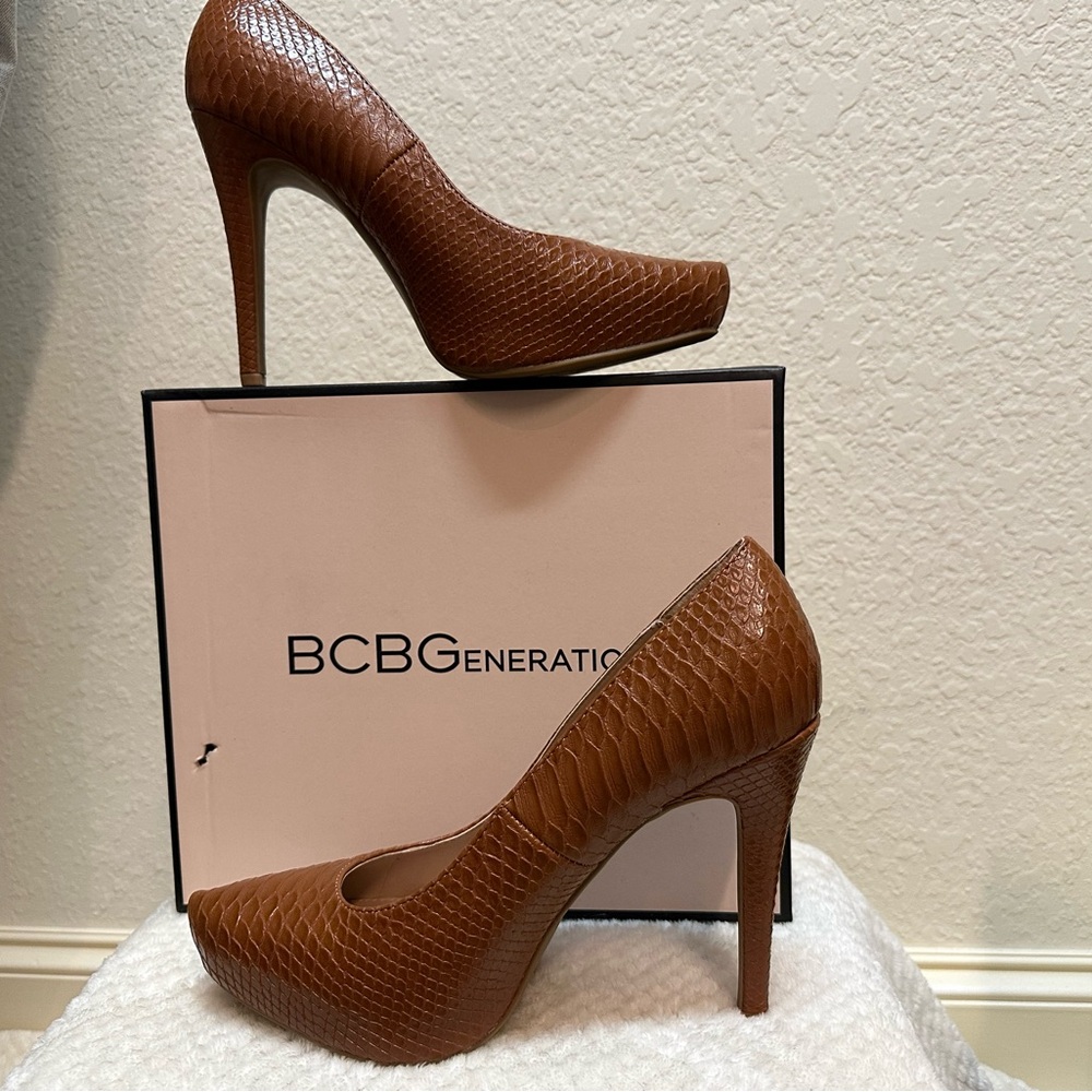 BCBGeneration Women's Brown Pumps